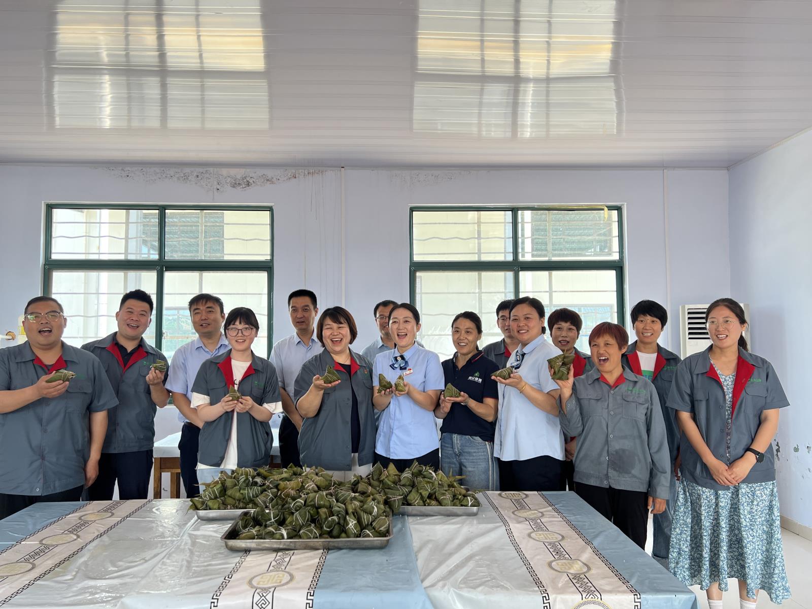 大张庄支行与山东和众康源生物科技有限公司联办的“银企联谊.jpg 大张庄支行与山东和众康源生物科技有限公司联办的“银企联谊.jpg